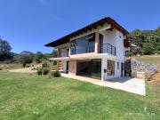 Casa con acceso al r?o en Acatitl?n, Valle de Bravo