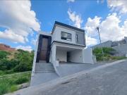 CASA EN VENTA POR CARRETERA NACIONAL EN ALAMO SUR