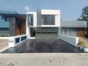 Casa con alberca en Coto privado de Altozano