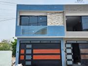 ¡Casa con alberca en El Morro!