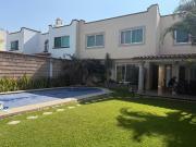 Casa con Alberca en exclusivo fraccionamiento