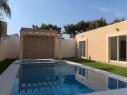 Casa con alberca en fraccionamiento