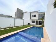 Casa con Alberca en Fraccionamiento al Sur de Cuernavaca