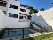 Casa con alberca en fraccionamiento la cañada