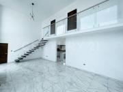 CASA CON ALBERCA EN FRACCIONAMIENTO LAS FINCAS, JIUTEPEC