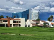 CASA CON ALBERCA EN LA VISTA COUNTRY CLUB A CAMPO DE GOLF!