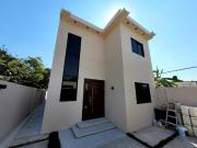 CASA CON ALBERCA EN MORELOS