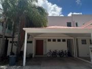 Casa con alberca en Residencial Palmaris / Home with a...