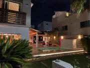 Casa con alberca en San Antonio de Ayala