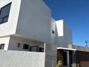 casa con alberca en san marino