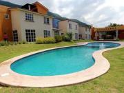 CASA CON ALBERCA EN SENDEROS DEL LAGO EN EL CONDOMINIO...