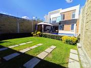 Casa con alberca en venta