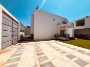 CASA CON ALBERCA EN VENTA, A 1 MIN. DE SIX FLAGS,...