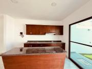 CASA CON ALBERCA EN VENTA, A 1 MIN. DE SIX FLAGS,...