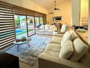 Casa con alberca en venta dentro de Residencial Villa...