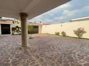 CASA CON ALBERCA EN VENTA EN BALCONES DEL CAMPESTRE LEÓN GTO