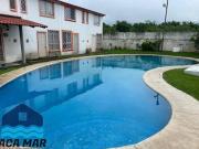 Casa con alberca en venta en La Marqueza Acapulco...