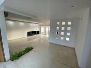 Casa con alberca en Venta en La Vista Country Club