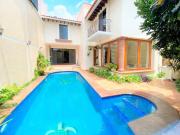 CASA CON ALBERCA EN VENTA Y EN RENTA EN AMERICAS...