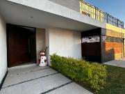 Casa con Alberca en Villas del Renacimiento