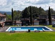 Casa con alberca, jardín y 5000m de terreno cerca de...