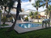 Casa con alberca privada en renta en Playacar