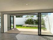 Casa con alberca privada en venta, Carr. Merida...