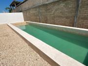 Casa con alberca privada y terraza, en venta, Zona...