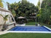 Casa con alberca y bungalow en venta en Cuernavaca