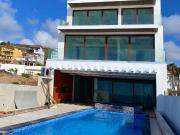 Casa con alberca y frente al mar preventa