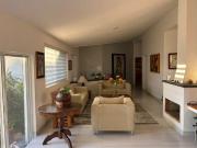 Casa con alberca y jardín en Campestre Los Pinos