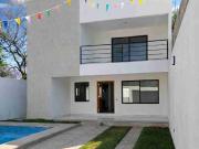 CASA CON ALBERCA Y ROOF GARDEN EN PEDREGAL DE LAS...