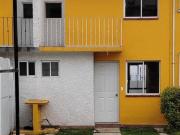 ¡Casa con alberca, área de juegos, vigilancia 24/7 en...