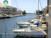 Casa con amarre para velero de 12x4m