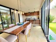 CASA CON AMPLIO JARDIN en PREVENTA