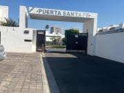 Casa con amplio jardín y 3 recámaras en excelente...