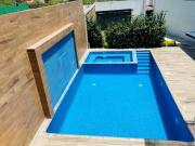 CASA CON AMPLIO JARDIN Y ALBERCA A 2 MIN DE...