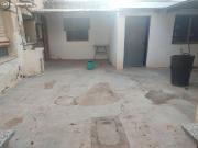 CASA CON AMPLIO PATIO