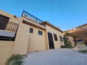 Casa con amplio patio cerca de Macroplaza Privada con...