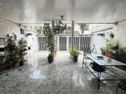Casa con amplio potencial en una de las mejores...