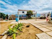 Casa con amplio terreno frente al mar en Guardamar