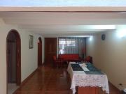 CASA CON APARTA ESTUDIO EN BOGOTA EXCELENTE UBICACION