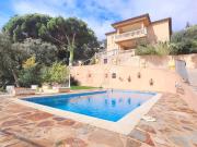 Casa con bonitas vistas al mar y muy bien cuidada, en la...