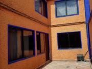 CASA CON BUENA DISTRIBUCION CERCA DE FES ARAGON