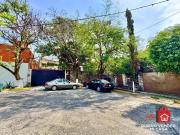 Casa con Bungalow y Alberca en Fracc. Burgos, Temixco