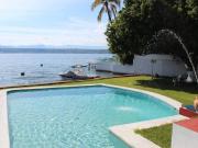 CASA CON CANCHA DE TENIS EN VENTA TEQUES