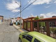 CASA CON CESION DE DERECHOS UBICADA EN CALLE TLAXCALA,...
