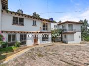 Casa con chimenea en renta en Lomas de Tecamachalco,...