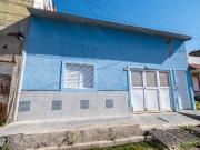 Casa con cochera apta a crédito, Barrio Los Hornos