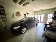 Casa con cochera zona norte